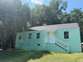 Building Photo - 119 Engineer Dr