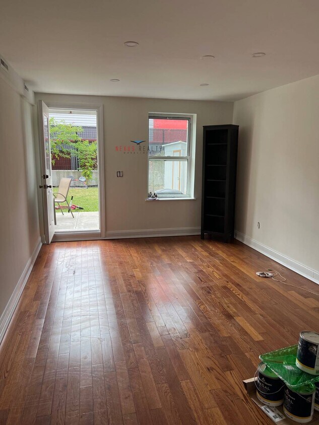 Foto principal - 22-36-36 47th St