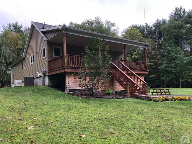 Building Photo - 167 King Hill-Earlton Rd