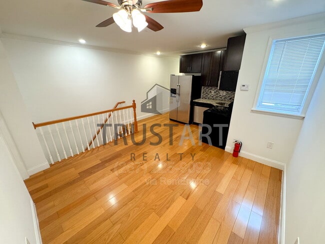 Building Photo - 2329 S 15th St