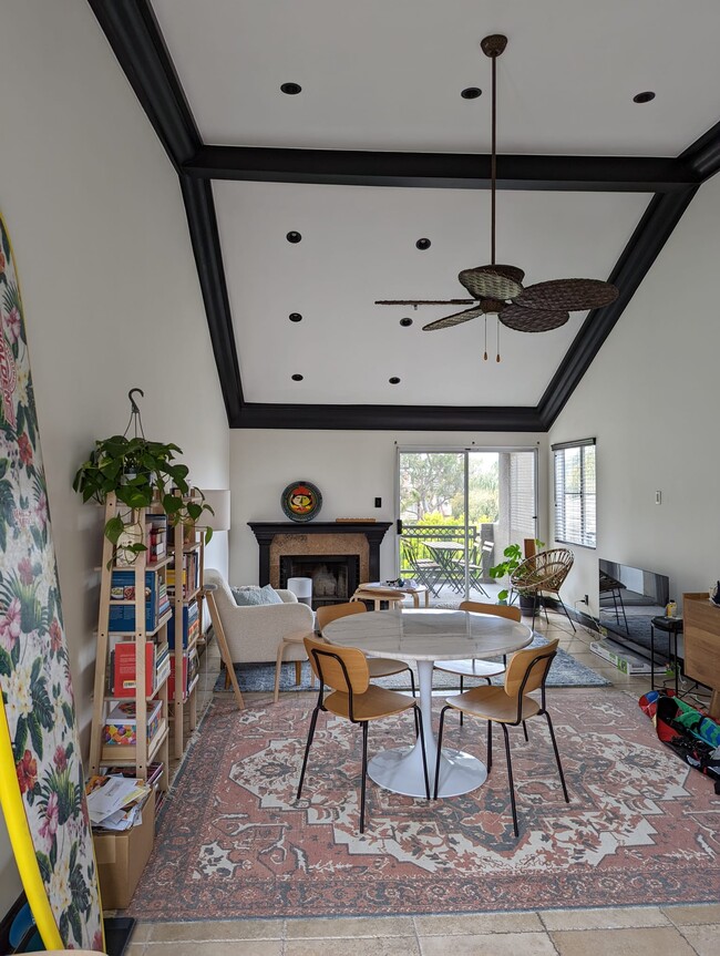 Living & Dining area - 430 Lake St