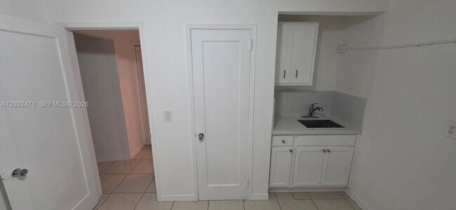 Foto del edificio - 317 W 36th St