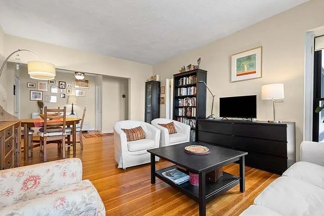 Foto del edificio - 1400 Commonwealth Ave