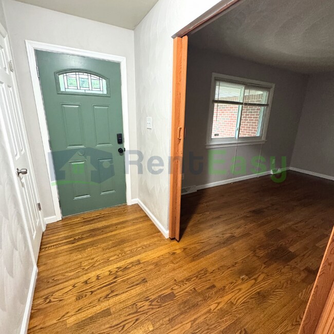 Foto del edificio - 108 Howard Rd