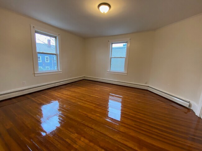 Living Room - 10 Egleston St
