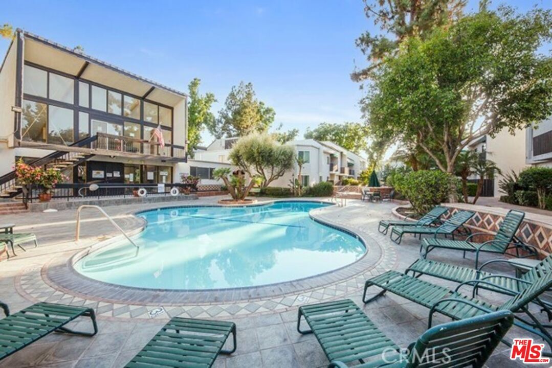 Foto principal - 18645 Hatteras St