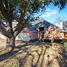 Building Photo - 4905 Canberra Ln