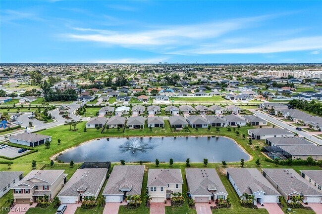 Foto del edificio - 421 Coral Reef Pl