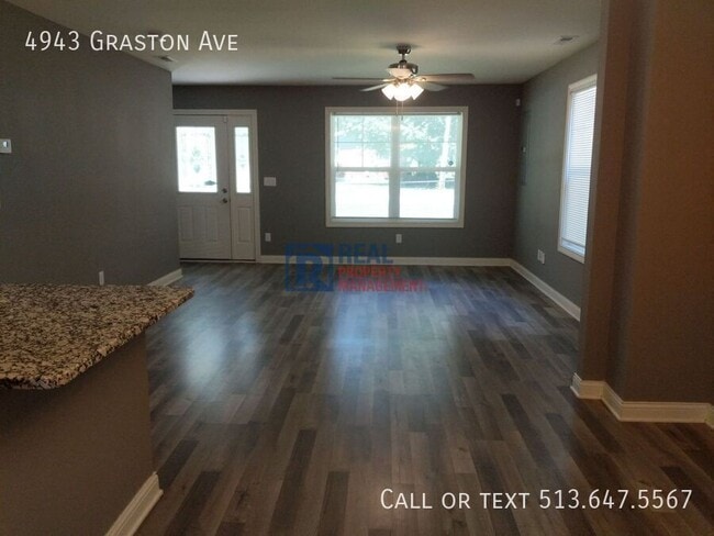 Foto del edificio - 4943 Graston Ave