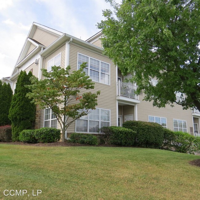 Building Photo - 444 Cedarville Rd