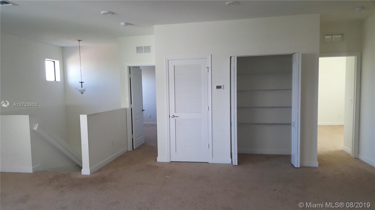 Building Photo - 7182 Sandgrace Lane