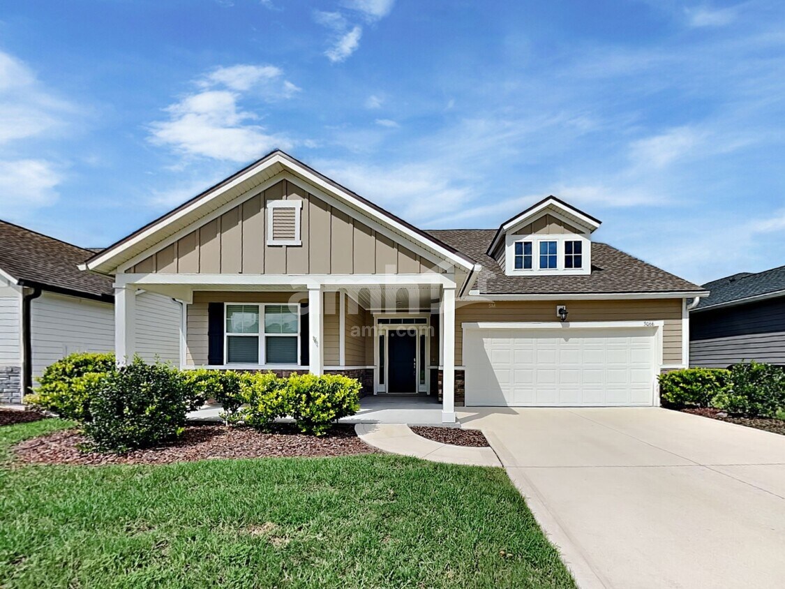 Foto principal - 3066 Creek Village Ln