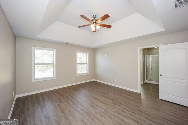 Foto del edificio - 6494 Splitpine Ct