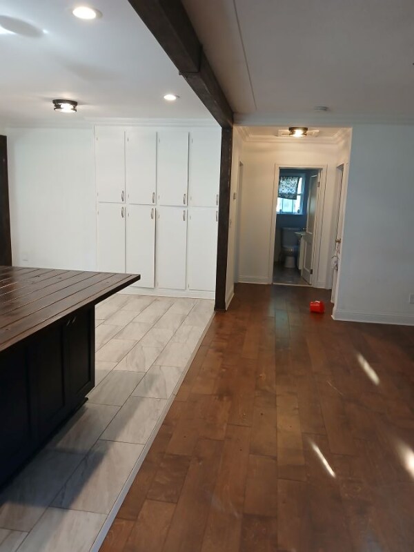 Foto del edificio - 4424 N River Rd