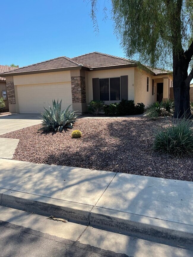 Foto del edificio - Gorgeous 4 bedroom in Litchfield Park