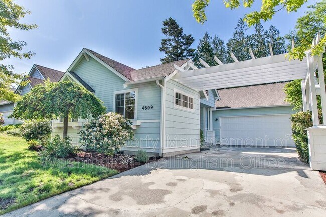 Foto del edificio - 4609 Blakely Dr