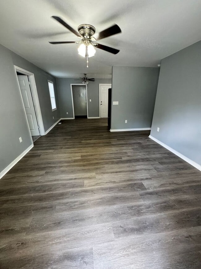 Building Photo - 4214 Fayette Cir