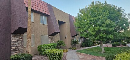 Building Photo - 5332 River Glen Dr