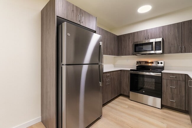 Foto del interior - Brand New Apartments for Rent | 1, 2 & 3 Bedrooms Available | Parking + Patios - ONE MONTH FREE!