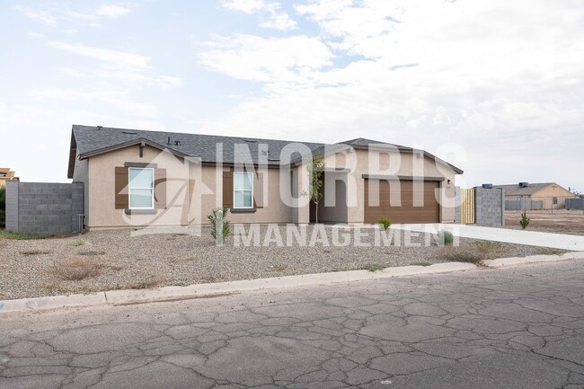 Building Photo - Brand New Beautiful Large Single Story Hom...