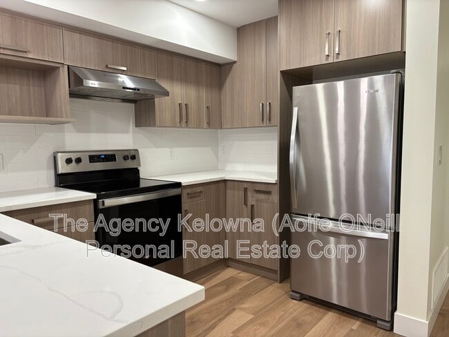 Building Photo - 500 Fleming Rd