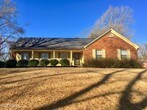 Primary Photo - 3143 Glenfinnan Rd