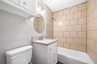 Building Photo - 234 W 27th St