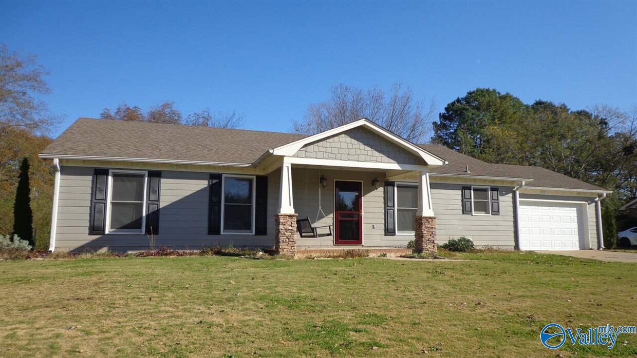 Primary Photo - 7503 Craigmont Cir SW