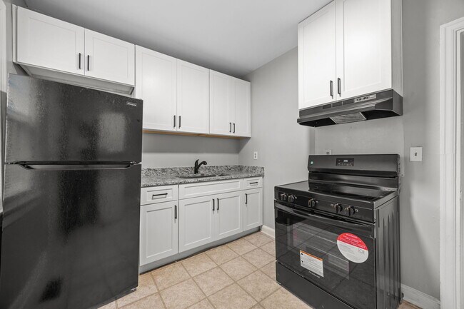 Foto del edificio - 300 Chamberlain St