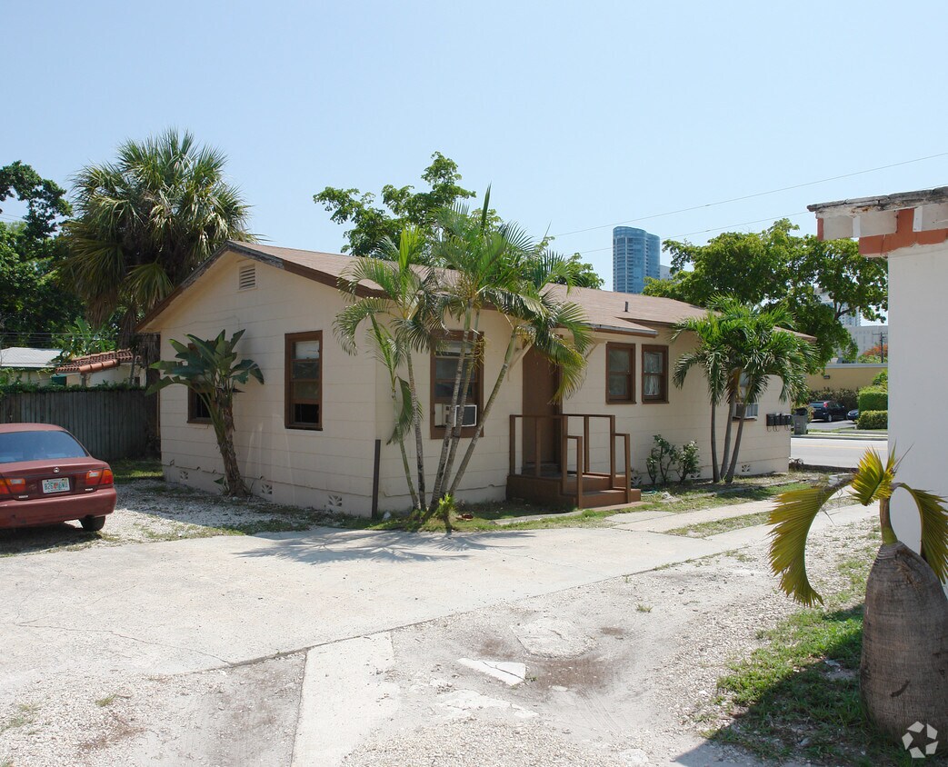 Foto del edificio - 609 SW 4th Ave