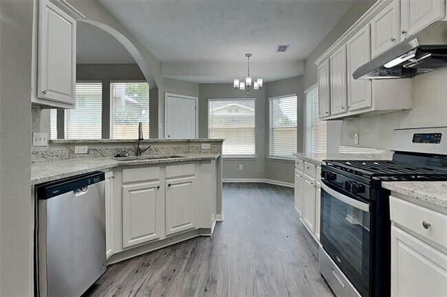 Foto del edificio - 17003 Fairway Glen Ln