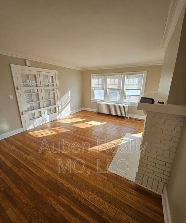 Building Photo - 5436 Harrison St