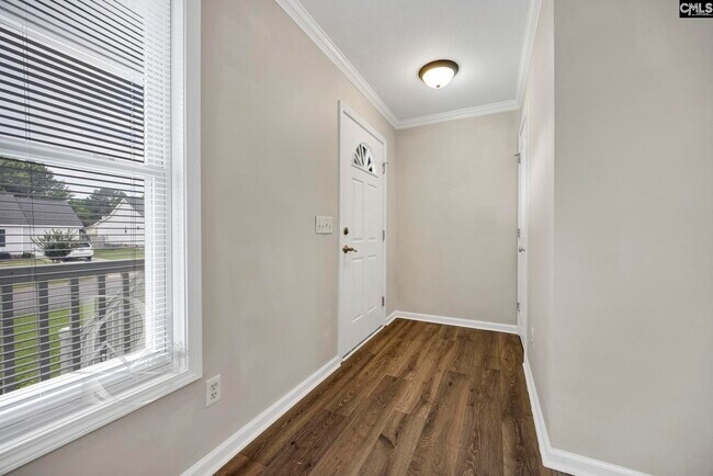 Foto del edificio - 232 Autumnview Ct