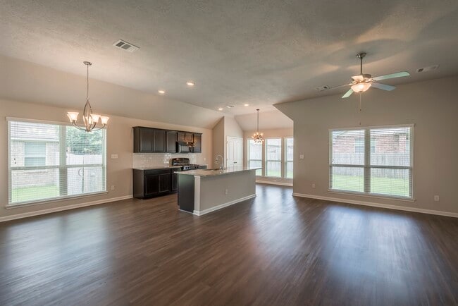Building Photo - 7418 Masters Dr
