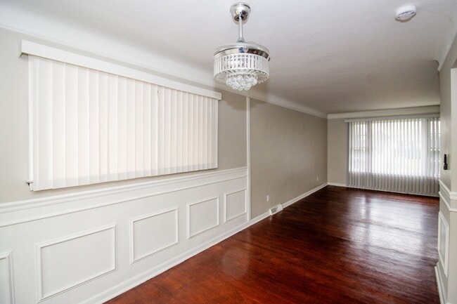 Building Photo - 15517 Shirley Ave