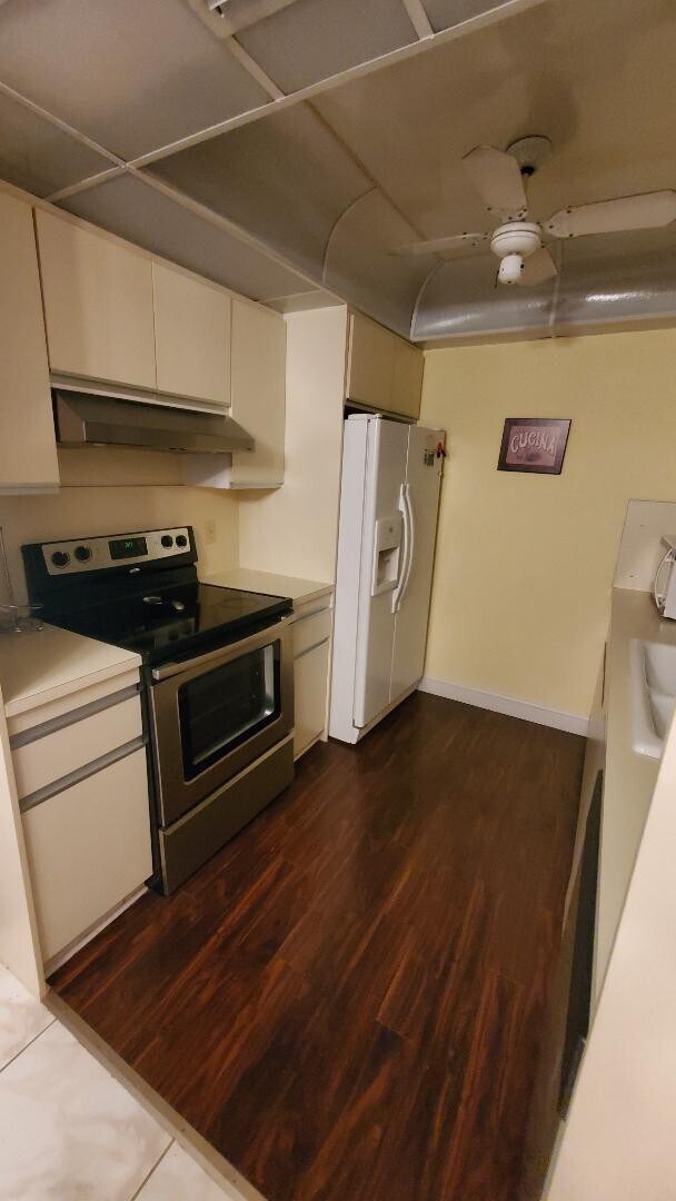 Building Photo - 3401 Bimini Ln