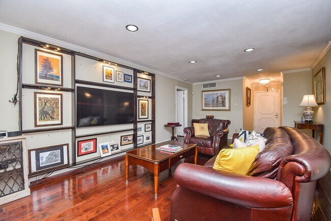 Foto del edificio - 5050 Ambassador Way