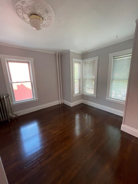 entrando al dormitorio 1 - 162 Ashmont St