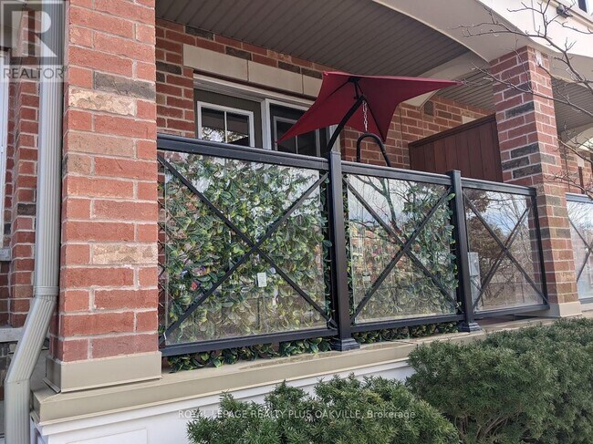 Photo du bâtiment - 19 Hays Blvd