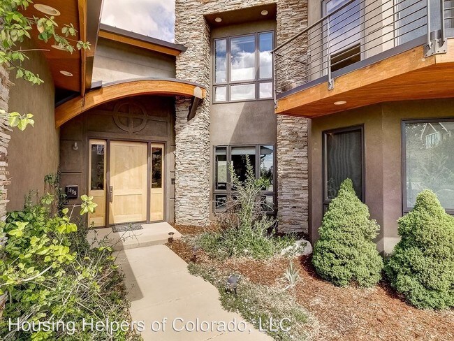 Foto del edificio - 4 br, 4.5 bath House - 1985 Balsam Drive