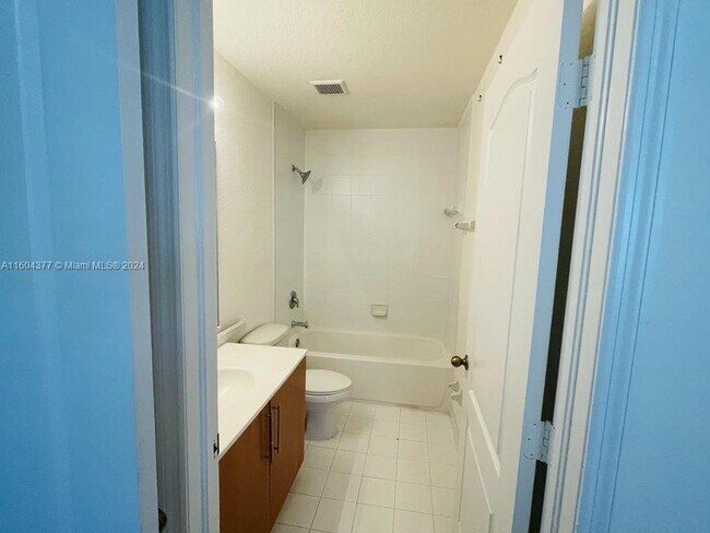 Foto del edificio - 1065 SE 23rd Ave