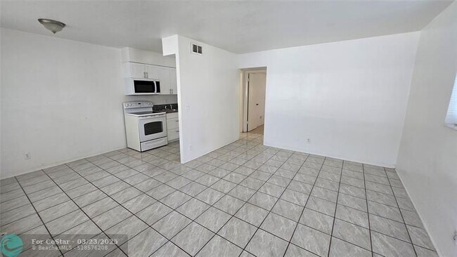 Foto del edificio - 2501 Pierce St