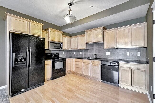 Foto del edificio - 204 NE Chalet Ln