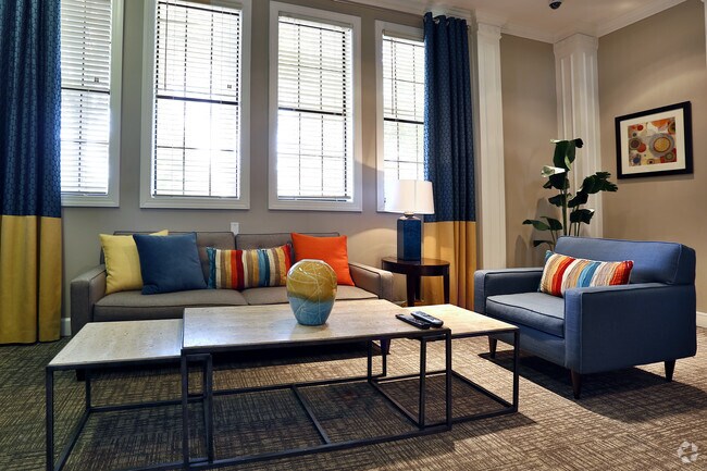 The Reserve at Sugarloaf Apartments photo'