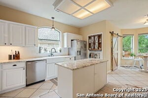 Foto del edificio - 9610 Rocksprings St