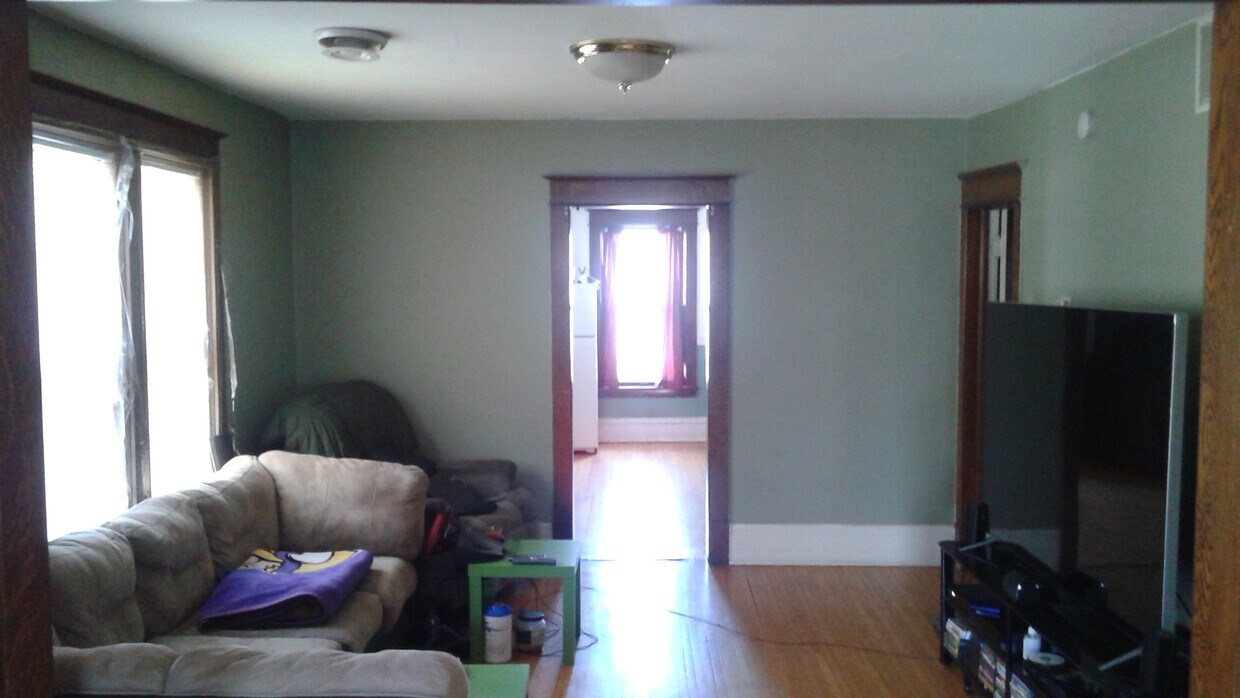 293 Robie St E Unit 2, Saint Paul, MN 55107 Apartment for Rent in