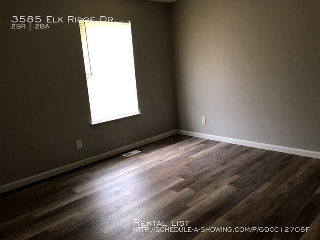 Foto del edificio - 3585 Elk Ridge Dr