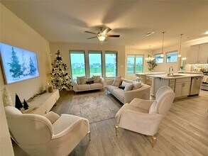 Building Photo - 15782 Cairnwell Bend Dr