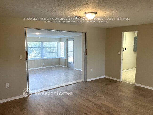 Building Photo - 2824 Seaspray St