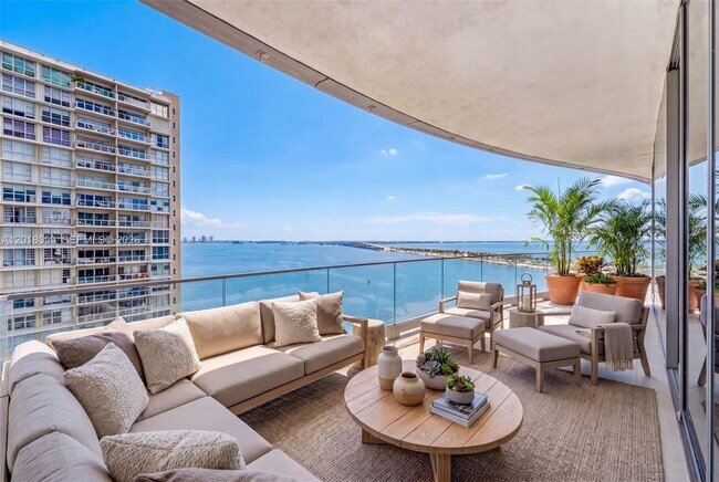Foto del edificio - 175 SE 25th Rd